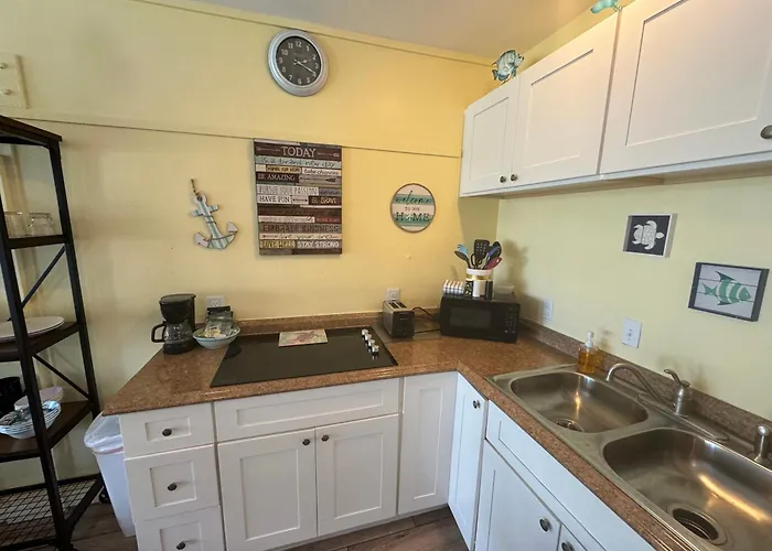 Unit 125 At Park Place In Cedar Key, Fl