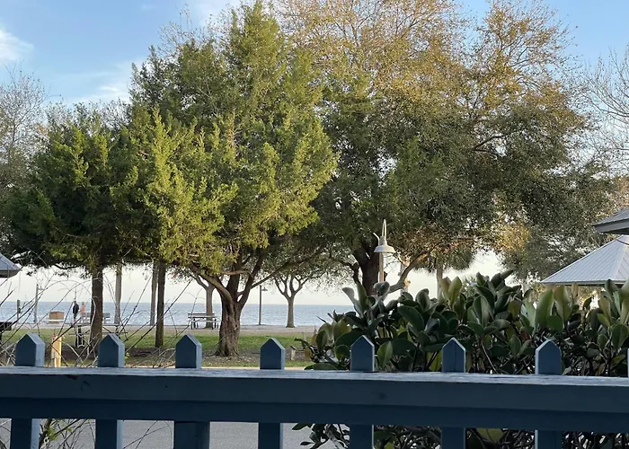 Unit 125 At Park Place In Cedar Key, Fl